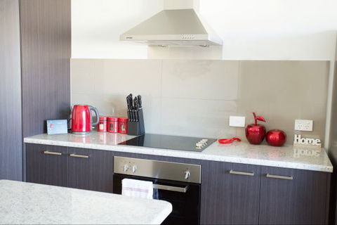 RED FIN Part Of BLUE FIN HOLIDAY HOMES - Sunshine Coast Tourism 9
