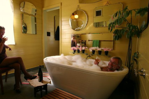 Shurdingtons Cottage - Sunshine Coast Tourism 2