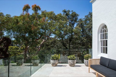 Spanish Manor - Holiday Sunshine Coast 8