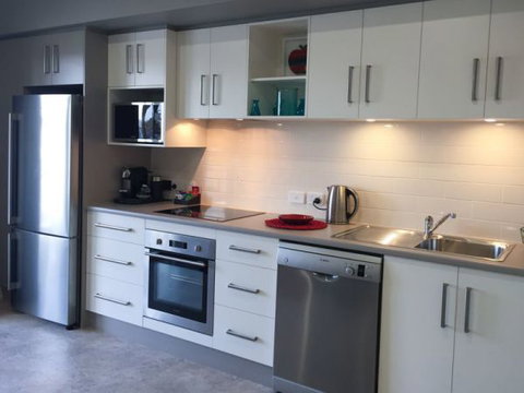 Studio 18 - Sunshine Coast Tourism 1