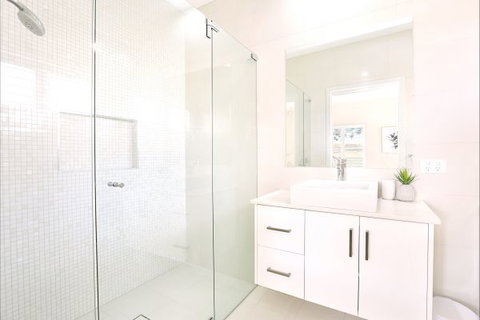 The Grape Escape Hunter Valley - Holiday Sunshine Coast 6