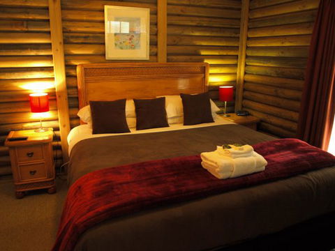 Ti-Tree Village Ocean Grove - Sunshine Coast Tourism 2