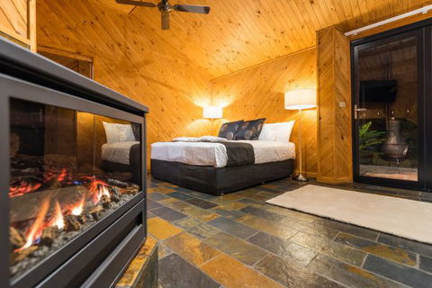 Waterfall Springs Retreat And Wildlife Sanctuary - Holiday Sunshine Coast 4