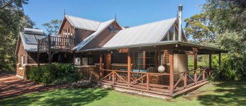 William Bay Country Cottages - Sunshine Coast Tourism 0