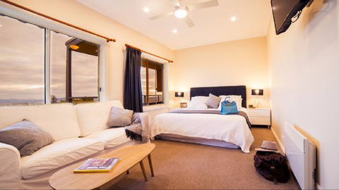 Wild Dog Rise - Sunshine Coast Tourism 5