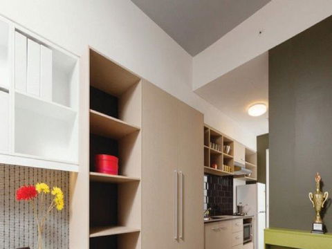 Abercombie Student Accommodation (Summer) - Holiday Sunshine Coast 3