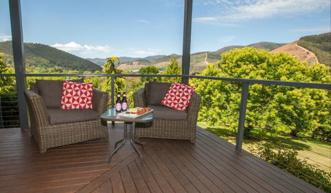 Abby's Cottages - Holiday Sunshine Coast 3