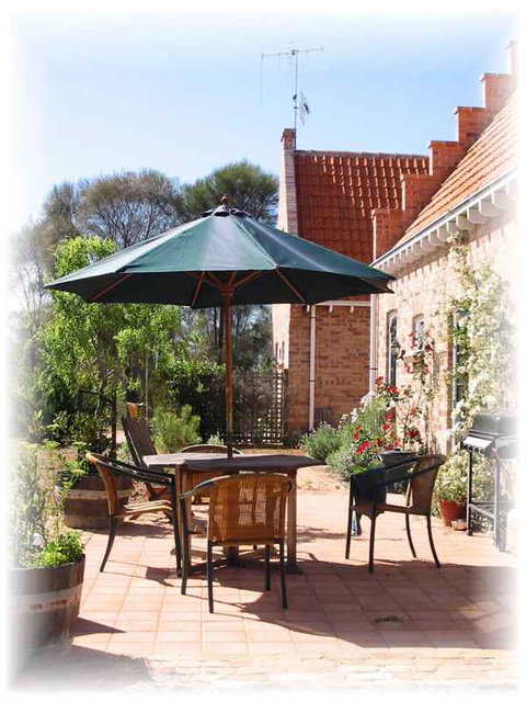 The Lily Stirling Range - Sunshine Coast Tourism 5