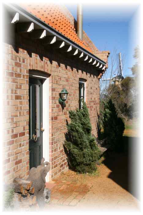 The Lily Stirling Range - Sunshine Coast Tourism 7