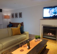 Alice's Palace Ocean Grove - Holiday Sunshine Coast