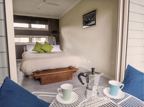 Alice's Palace Ocean Grove - Holiday Sunshine Coast 5