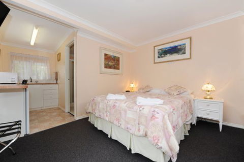 Albany View Street Lodge Bed And Breakfast And Art Studio - Holiday Sunshine Coast 3