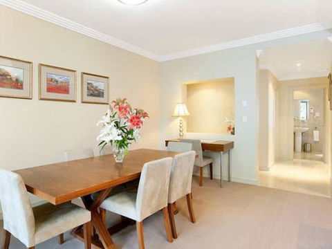 Ambience @ The Harbour - Holiday Sunshine Coast 4