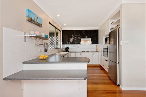 Apricari - Holiday Sunshine Coast 6