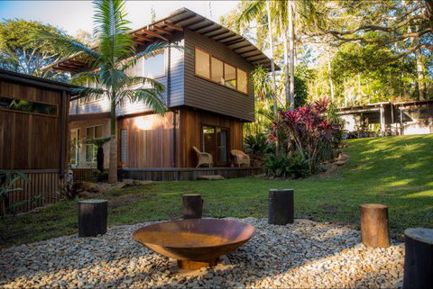 Apalie Retreat - Sunshine Coast Tourism 1