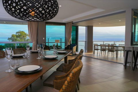 Aqua Aqua Luxury Penthouses - Holiday Sunshine Coast 0