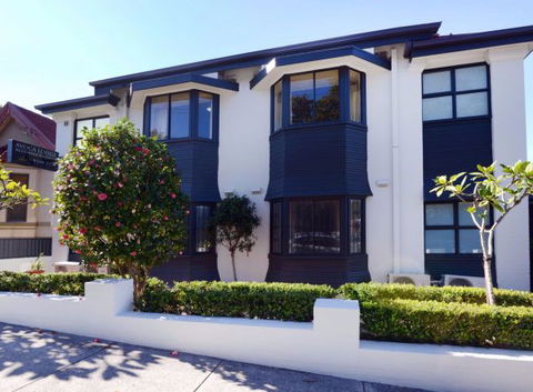 Avoca Lodge - Holiday Sunshine Coast 0
