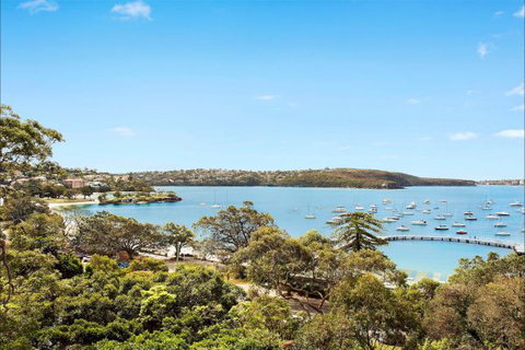 Balmoral Beach View - Sunshine Coast Tourism 3