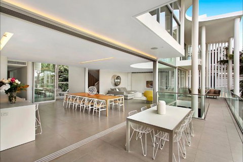 Balmoral Beach View - Sunshine Coast Tourism 5