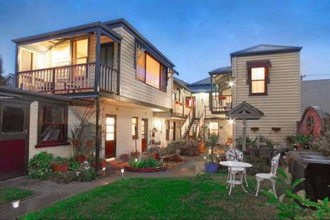 Benambra Bed And Breakfast - Sunshine Coast Tourism 0