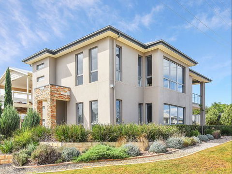 BEAUMONT HOUSE - Sunshine Coast Tourism 0