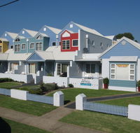 Bluedock Apartments - Sunshine Coast Tourism