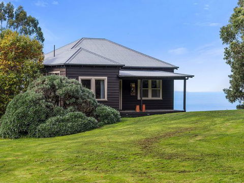 Cape Cottages - Sunshine Coast Tourism 1