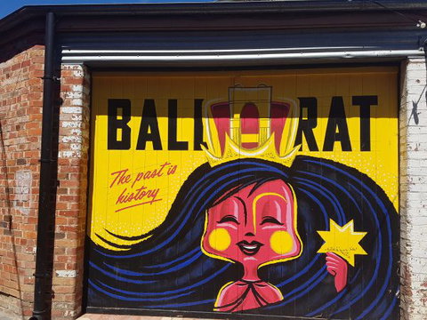 Calbung Stays Ballarat - Sunshine Coast Tourism 1