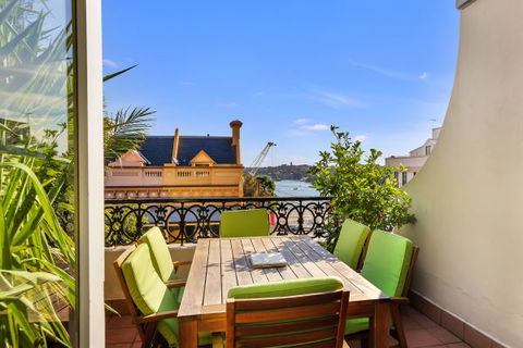 Carlson Terrace - Sunshine Coast Tourism 1