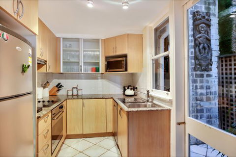 Carlson Terrace - Sunshine Coast Tourism 5