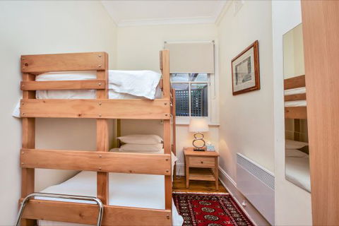 Carlson Terrace - Sunshine Coast Tourism 9