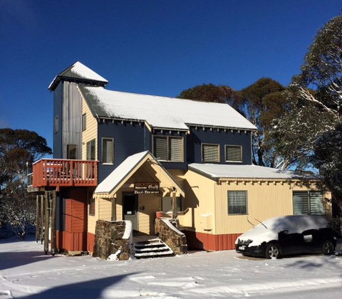 Cloud 9 Alpine Lodge - Sunshine Coast Tourism 1