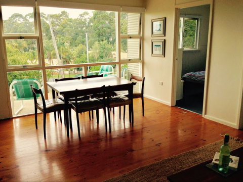 Cosy Seaside Cottage - Sunshine Coast Tourism 2
