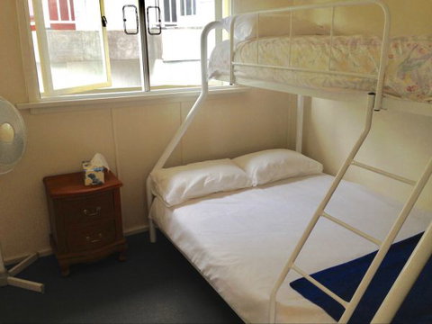 Cosy Seaside Cottage - Sunshine Coast Tourism 5