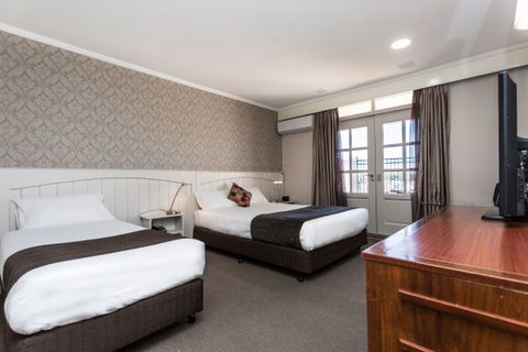 Country Comfort Amity Motel - Holiday Sunshine Coast 2
