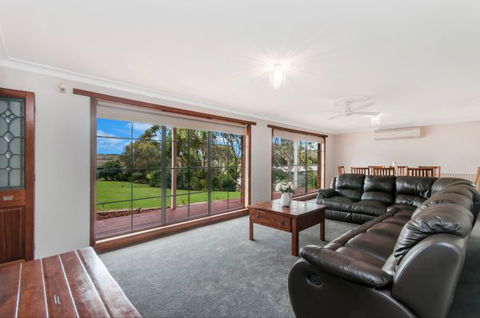 Cooks Retreat Warrnambool - Holiday Sunshine Coast 2