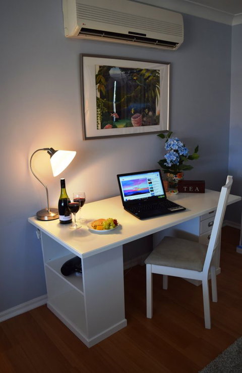 Cutmore Cottages Bed And Breakfast - Sunshine Coast Tourism 1
