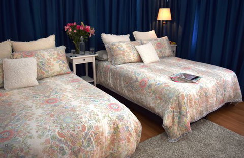 Cutmore Cottages Bed And Breakfast - Sunshine Coast Tourism 4