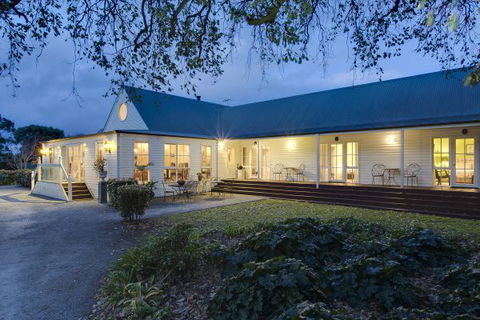 Glen Isla House - Holiday Sunshine Coast 0