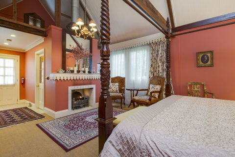 Glen Isla House - Holiday Sunshine Coast 1
