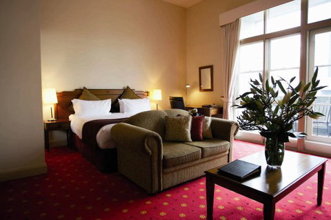 Grand Hotel Melbourne MGallery Collection - Sunshine Coast Tourism 3