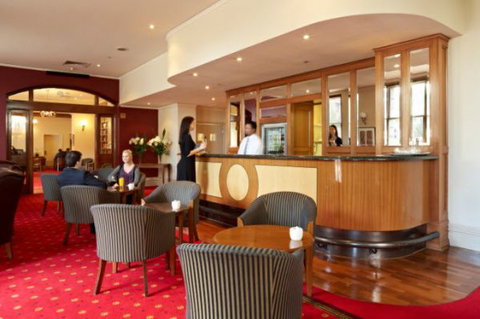 Grand Hotel Melbourne MGallery Collection - Sunshine Coast Tourism 5