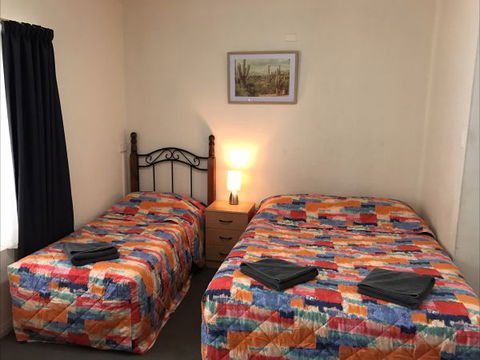 Hello Adelaide Motel + Apartments - Frewville - Sunshine Coast Tourism 6