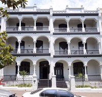 Hotel Challis - Sunshine Coast Tourism