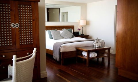 Jonahs - Holiday Sunshine Coast 1