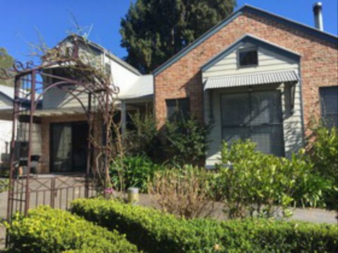 K-Vee Self Contained Accommodation - Holiday Sunshine Coast 0