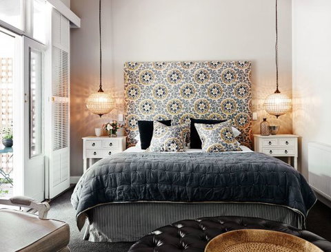 Lake House - Sunshine Coast Tourism 1