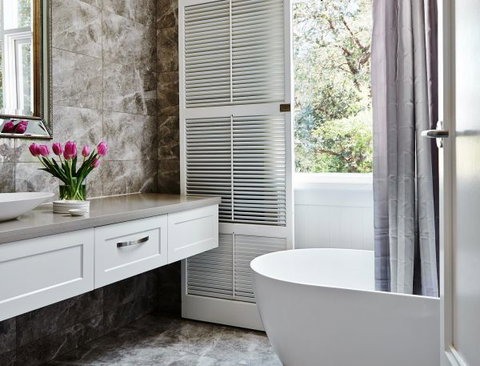 Lake House - Sunshine Coast Tourism 3