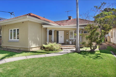 Le Bois Cottage - Sunshine Coast Tourism 5
