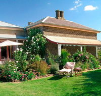 Lochinver Farm Homestead and Cottages - Holiday Sunshine Coast